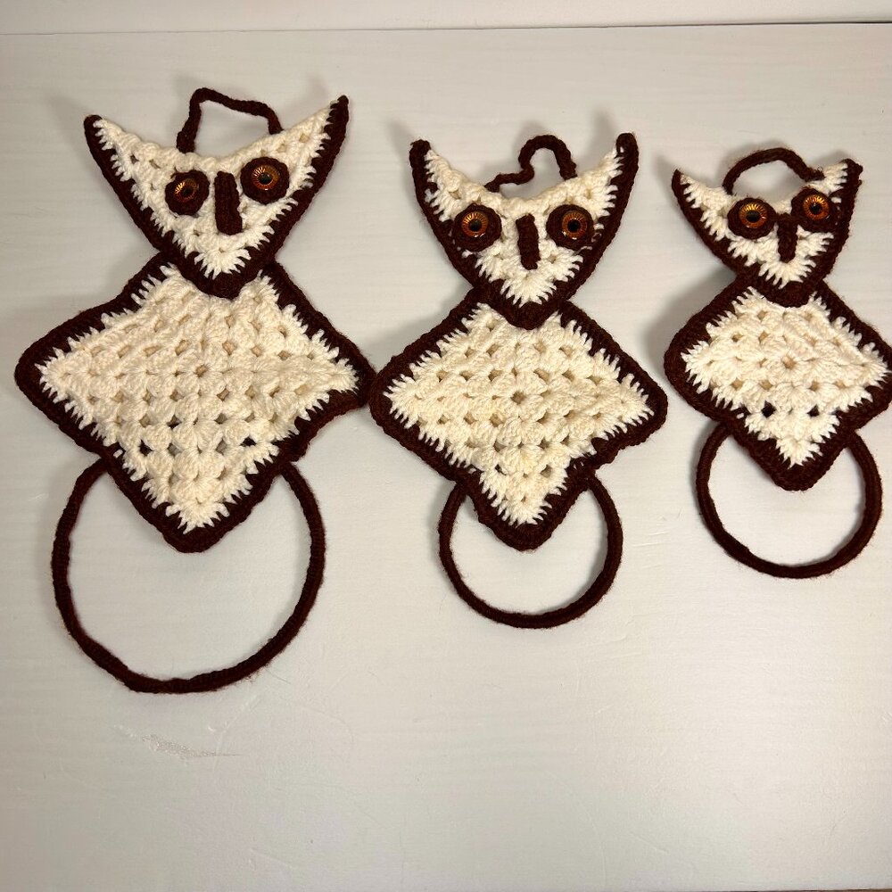 Vintage 70's Crochet Owl Towel Holders Ring Wall Hanging Kitchen Handmade
